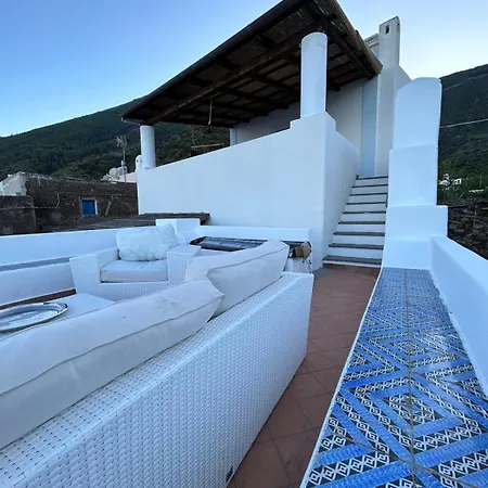 Miramare 3* Santa Marina Salina
