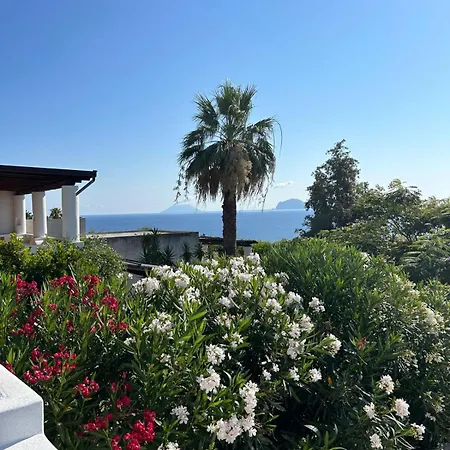 Guest house Miramare Santa Marina Salina