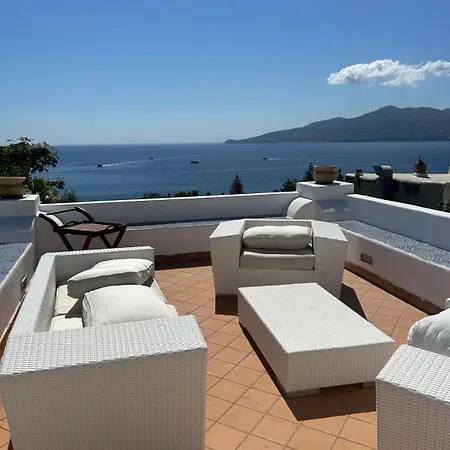 Miramare Guest house *